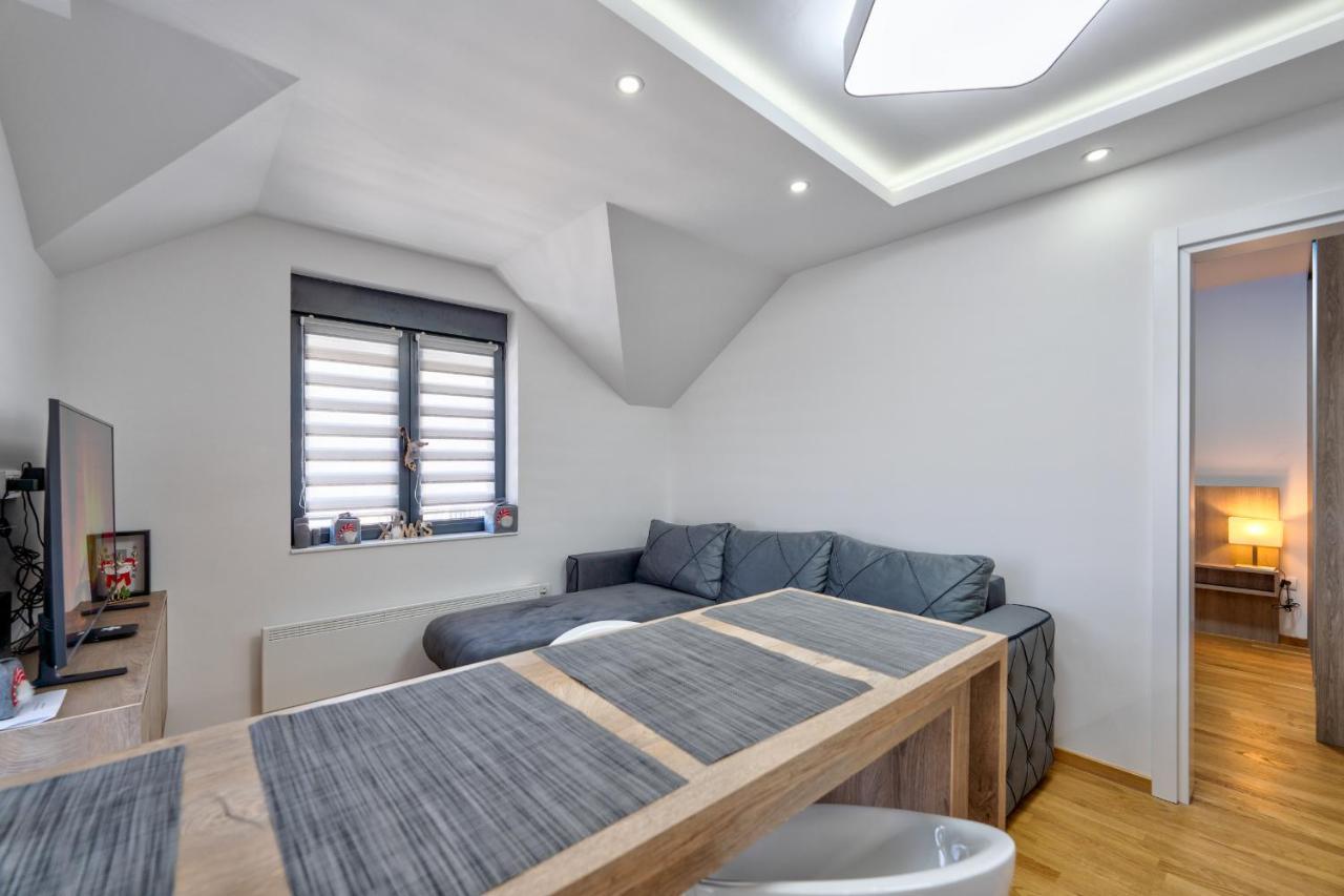 Mala Vida Apartment ซลาตีบอร์ ภายนอก รูปภาพ