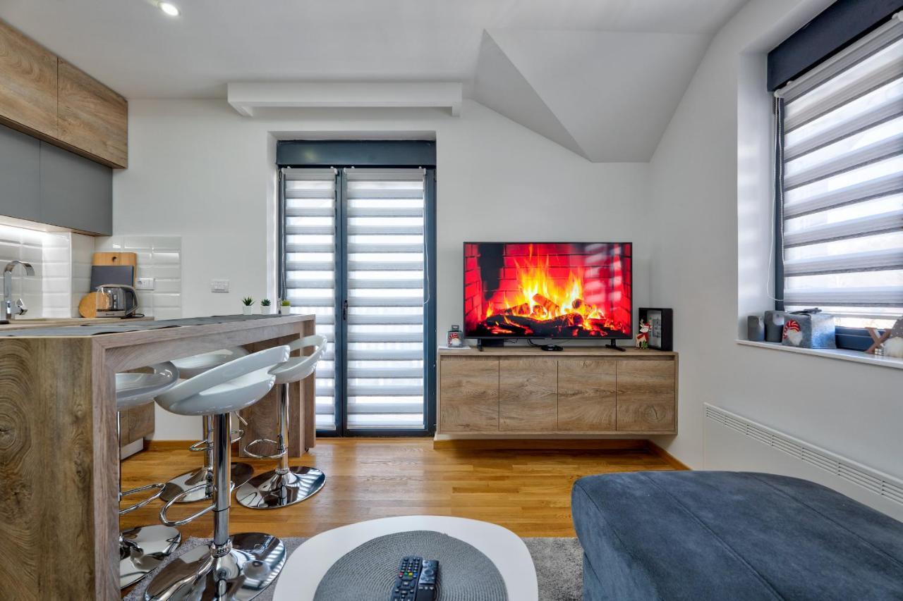 Mala Vida Apartment ซลาตีบอร์ ภายนอก รูปภาพ